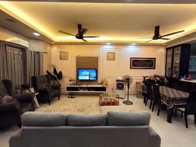 RENOVATEDDOUBLE STOREY TERRACE Taman Impian Putra Bangi
