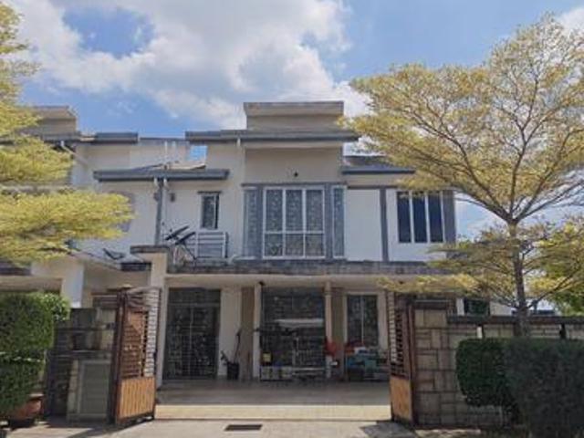 RENOVATEDEXTENDEDEnd Lot 2 Storey DAlpinia 16 Sierra Puchong South