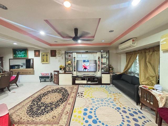 RENOVATEDFACING OPEN Double Storey Subang Murni Subang Bestari