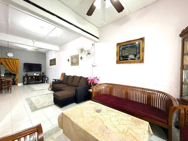 RENOVATEDFACING OPENLOW BOOK Teres 1 Tingkat Taman Seri Medan TPG
