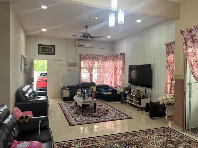 RENOVATEDFREEHOLDTmn Jeram Perdana SemiD untuk Dijual