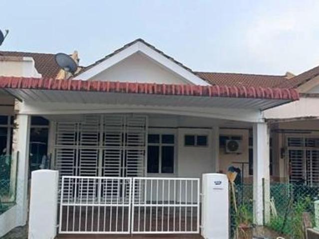 RENOVATEDMEDIUM COSTHOT AREASingle Storey TerraceKulim Utama