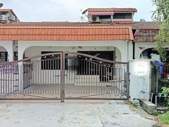 RENOVATEDSingle Storey Terrace Taman Sri Serdang