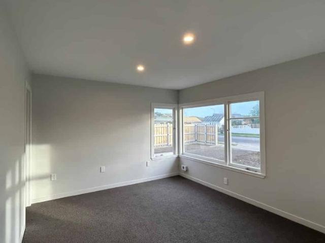 Renovation and ready for tenants!