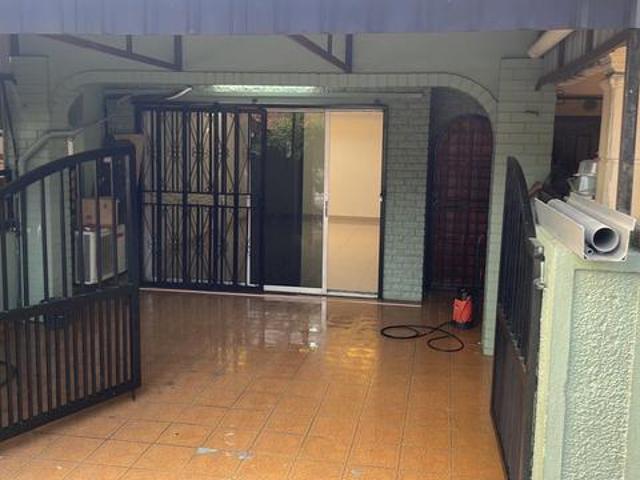 RENOVATION Double Storey Taman Bukit Anggerik Cheras for Sale