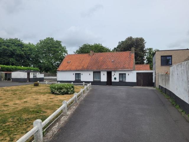 Renovatiewoning / Bouwgrond te koop vlakbij centrum Werken