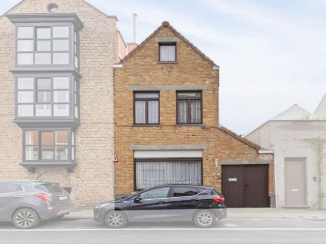 Renovatiekans: Woning met loods op toplocatie te Brugge