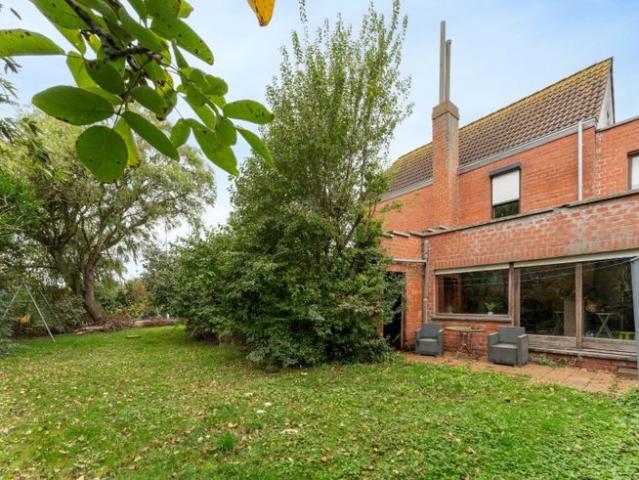 Renovatieproject op een prachtige residentiële ligging te B