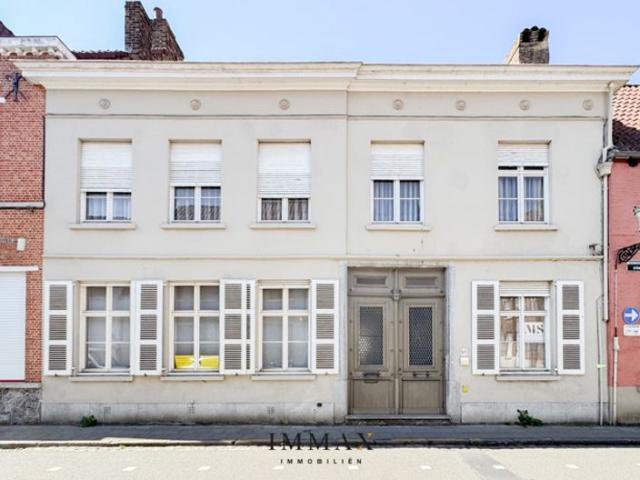 Renovatieproject | Karaktervol burgerhuis vergund voor 3 app
