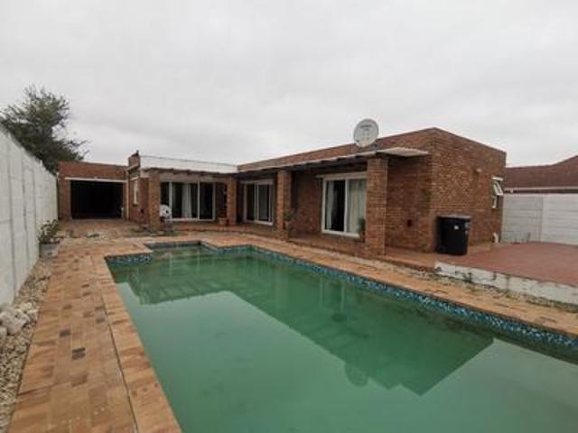 renovators dream large family home