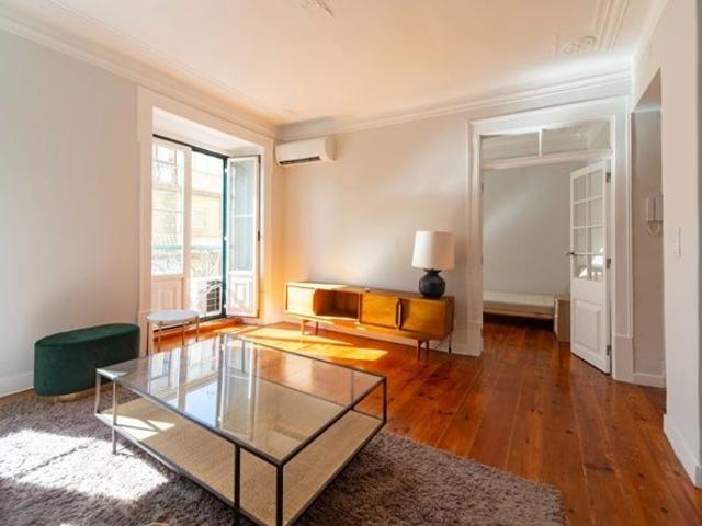 Renovado, Apartamento, Lapa, Lisboa