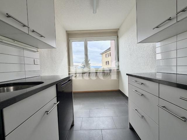 RENOVE bel appartement de 4 pièces à Neuchâtel