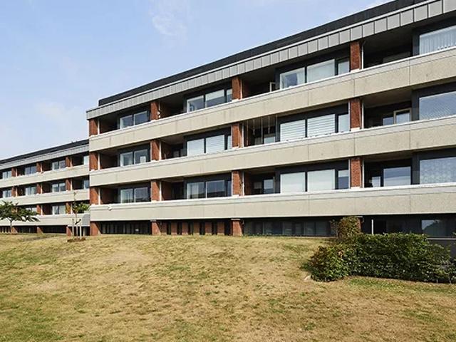 Renoveret lejebolig nær skole, indkøb og grønne områder