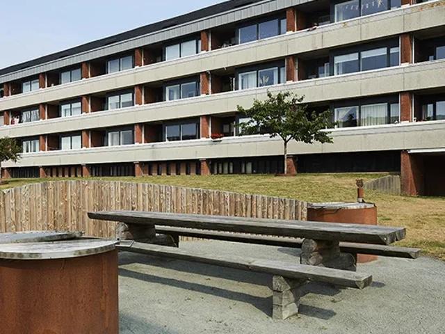 Renoveret lejebolig nær skole, indkøb og grønne områder