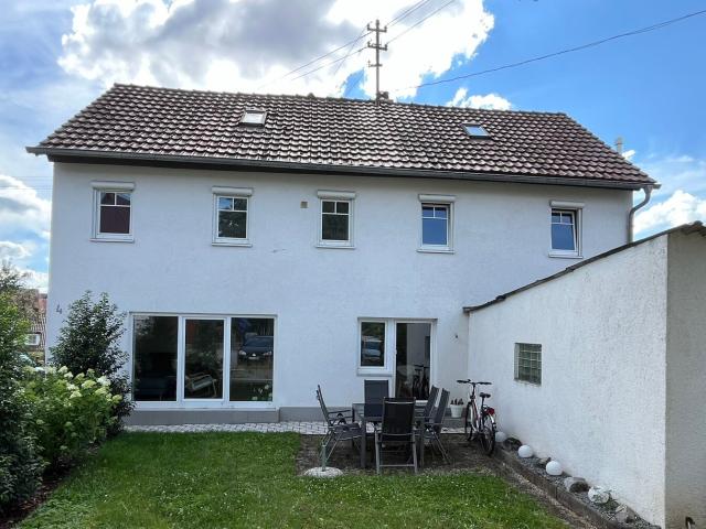 Renovierte Doppelhaushälfte am Buchhorner See Ihr neues Zuhause wartet!