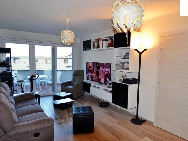 Renovierte Wohnung mit Seeblick in Paradiso