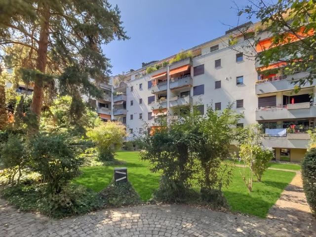 Renovierte 2.5 Zi. Wohnung beim Wettsteinplatz Basel