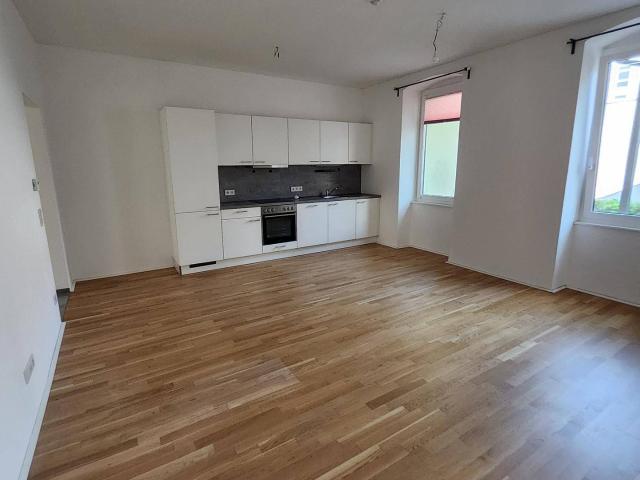 2 Zimmer Erdgeschosswohnung Top Lage