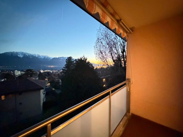 Renovierte 2 Zimmer Wohnung im 2. Stock in Vevey