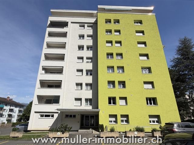 Renovierte 3,5 Zimmer Wohnung mit Balkon in Monthey