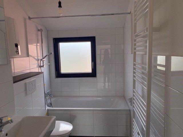 Renovierte 3 Zimmer Wohnung im Erdgeschoss