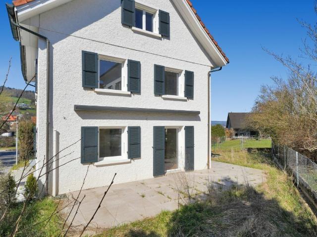 Renoviertes 6.5 Zimmer Einfamilienhaus mit Gratis Küche | dreamo. Ch