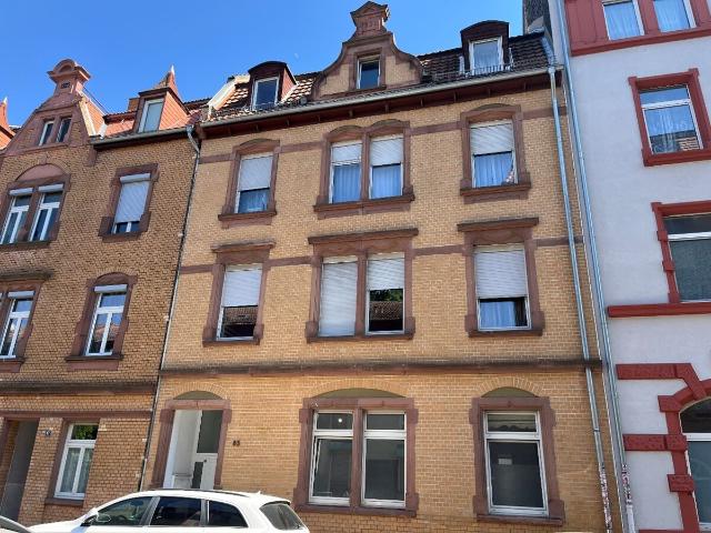 Renoviertes Vierfamilienhaus in Ludwigshafen Mitte, guter Zustand