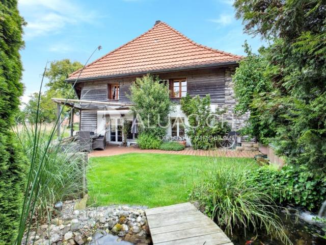 RENOVIERTES ZOLLHAUS ALS IDYLLISCHE OASE