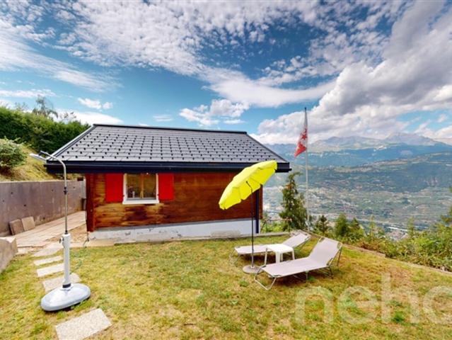 Renoviertes Chalet mit Blick auf die Gipfel, ideales Zweithaus