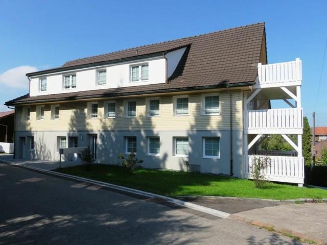 Renoviertes Mehrfamilienhaus mit 5 Wohneinheiten