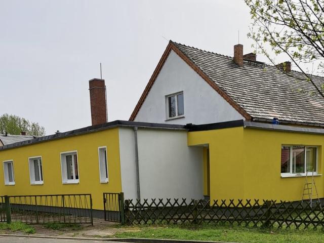 Zwei Häuser 300 m² mit Werkstatt & Garagen. Berlin 52 Min. Eines schnell bezugsfertig