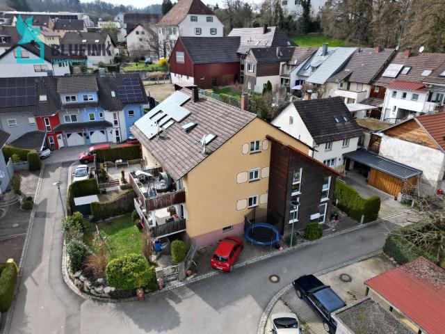 Zweifamilien Doppelhaushälfte in ruhiger Lage kurzfristig beziehbar
