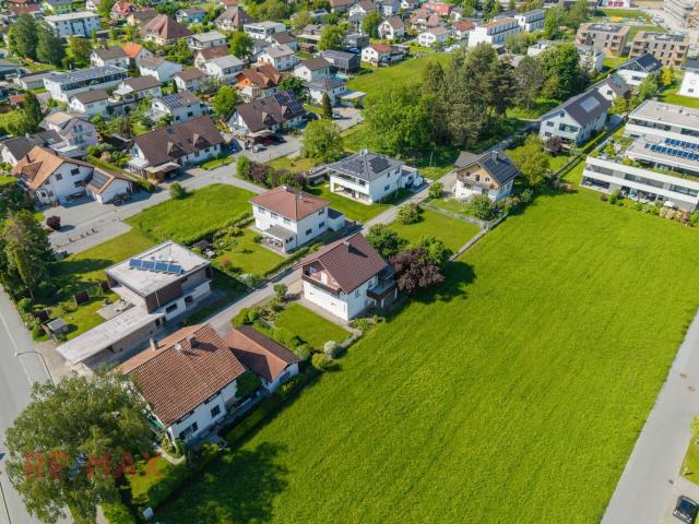 Renovierungsbedürftiges Einfamilienhaus auf attraktivem Grundstück in Hard
