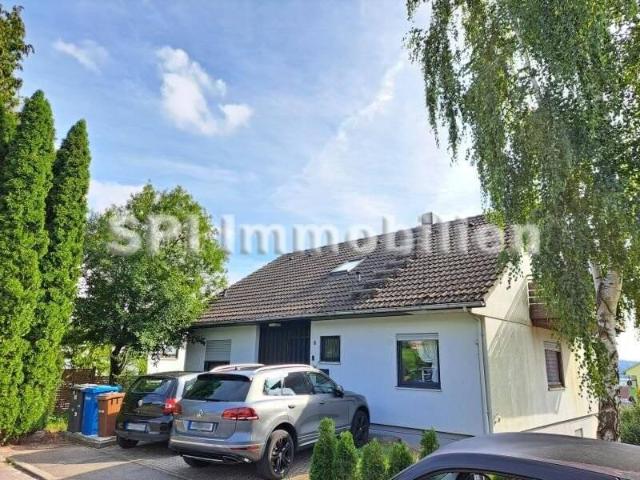 Renovierungsbedürftiges Einfamilienhaus in absolut ruhiger Lage