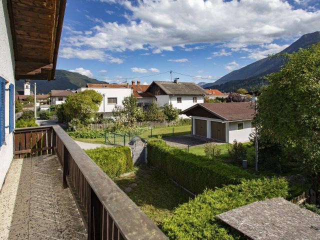 Renovierungsbedürftiges Einfamilienhaus in sonniger Dorflage