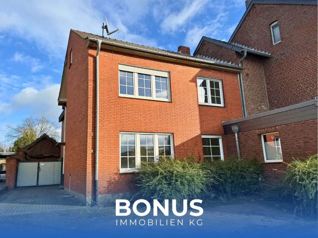 Renovierungsbedürftiges Einfamilienhaus in Wildenrath * ca. 164 m² * Herrlicher Garten * 5 Zimmer
