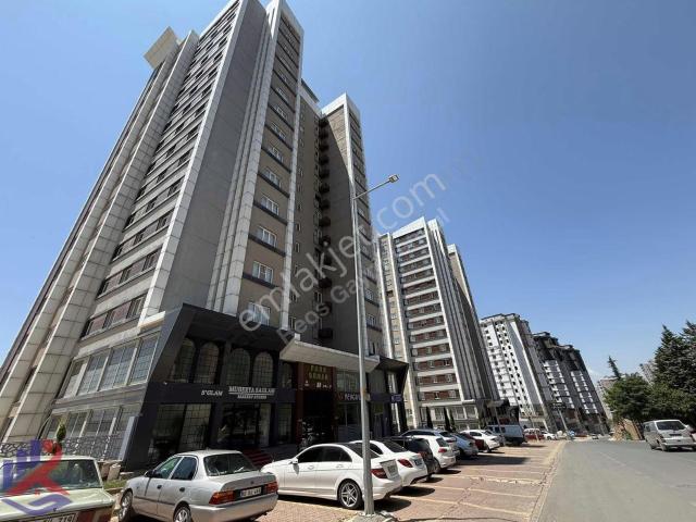 Reos'dan Park Orman Sitesi'nde 300m² 5+1 Lüks Satılık Daire