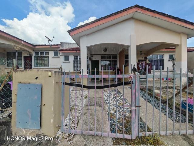 READY TENANT Teres 1 Tingkat Taman Lukut Makmur Port Dickson