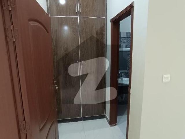 Ready To Buy A Good Location House 5 Marla In Gujranwala DHA Sector A