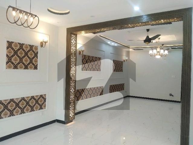 Ready To Buy A House 7 Marla In Bahria Town Phase 8