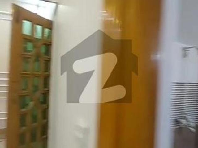 Ready To Buy A House In Gulistan Colony No 1