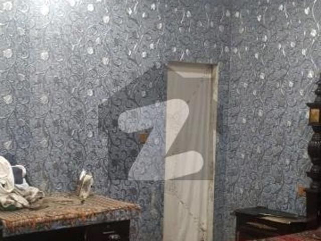 Ready To Buy A On Excellent Location House 10 Marla In Wapda Town Block B2