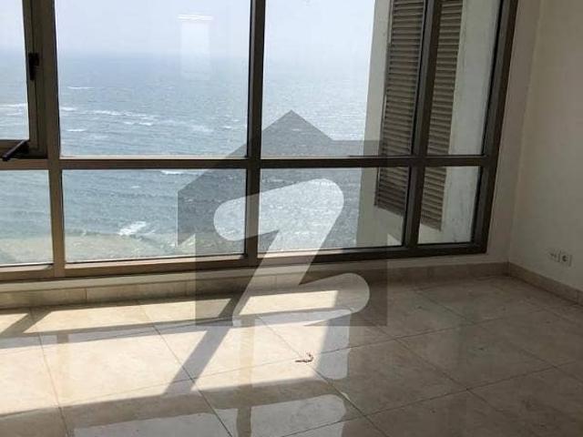 Ready To Buy A Prime Location Flat 1600 Square Feet In Karachi
