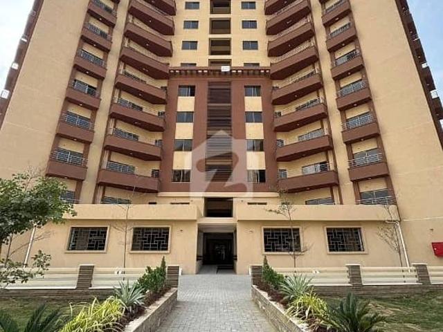 Ready To Buy A Prime Location Flat 3000 Square Feet In Karachi