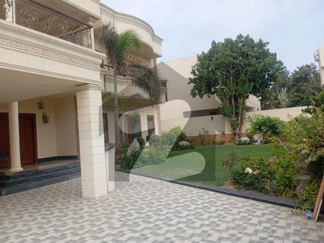 Ready To Buy A Prime Location House 1000 Square Yards In Karachi DHA Phase 6