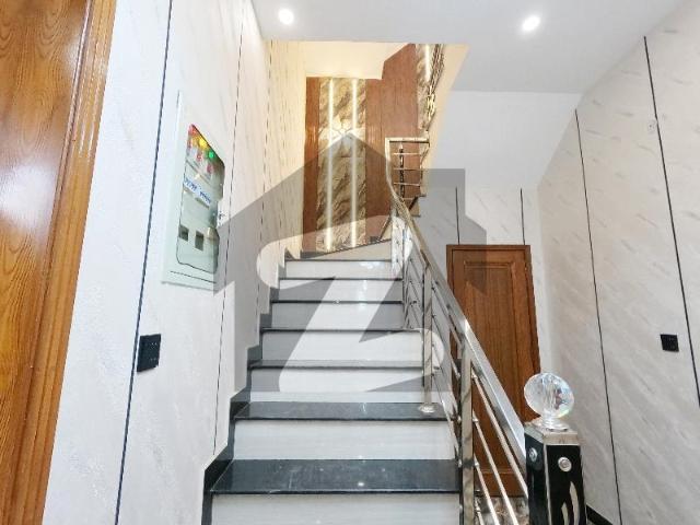 Ready To Buy A Prime Location House 10 Marla In Bismillah Housing Scheme