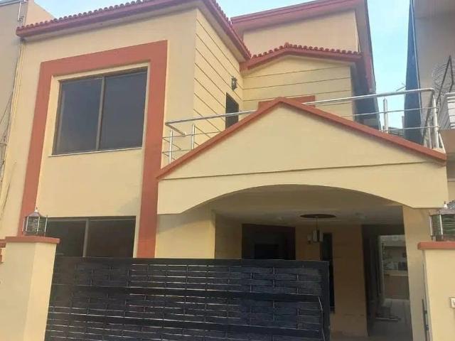 Ready To Buy A Prime Location House 10 Marla In Rawalpindi Bahria Town Rawalpindi ID 84488