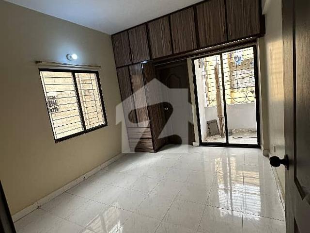 Ready To Move Corner 2 Bed Lounge Country Heights