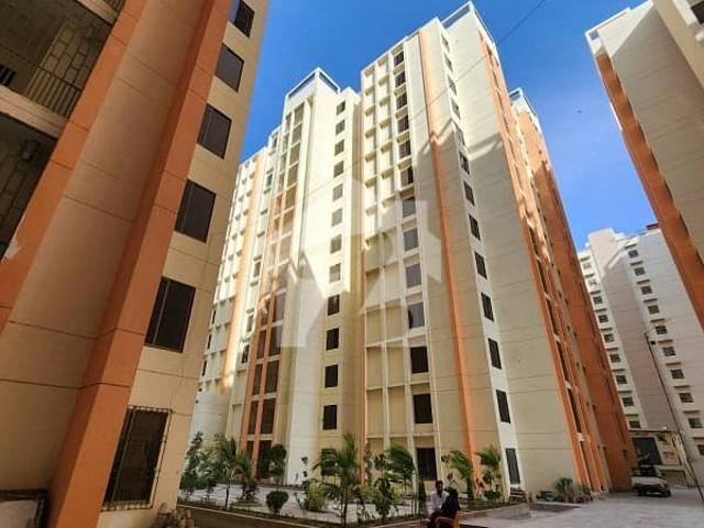 Ready to move flat for sale