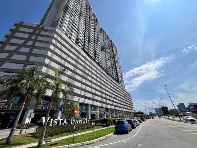 Ready To Move In3 Bedroom2 Bathroom Serviced Apartment Vista Bangi